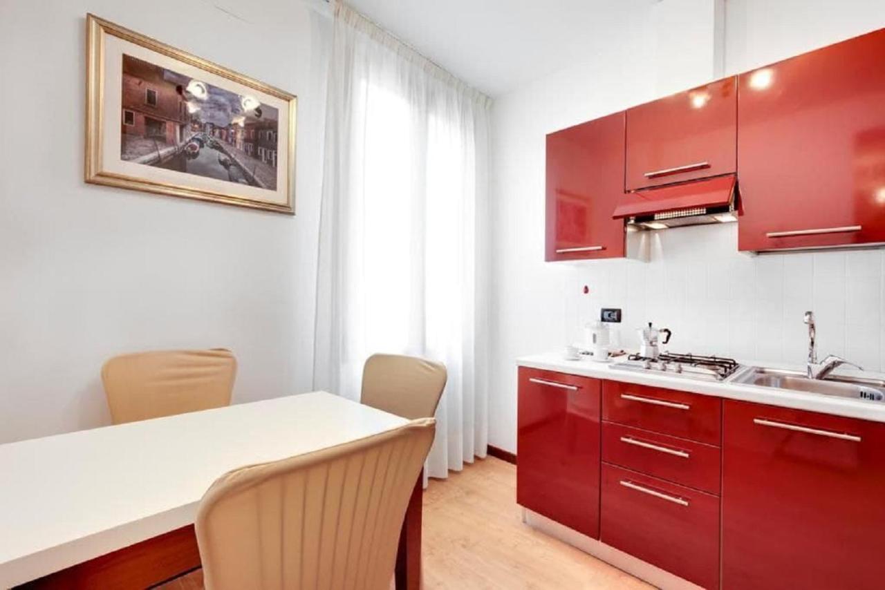 Heart Of Biennale Apartment Venice Exterior photo